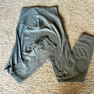 LULULEMON 7/8 LEGGINGS